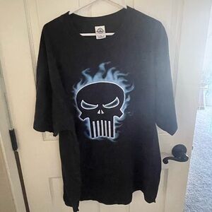 Black T-Shirt with the punisher